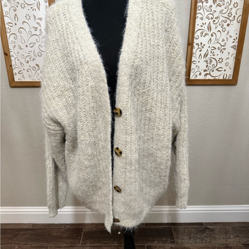 Arizona Jean Company Cream Button-Up Cardigan SO SOFT